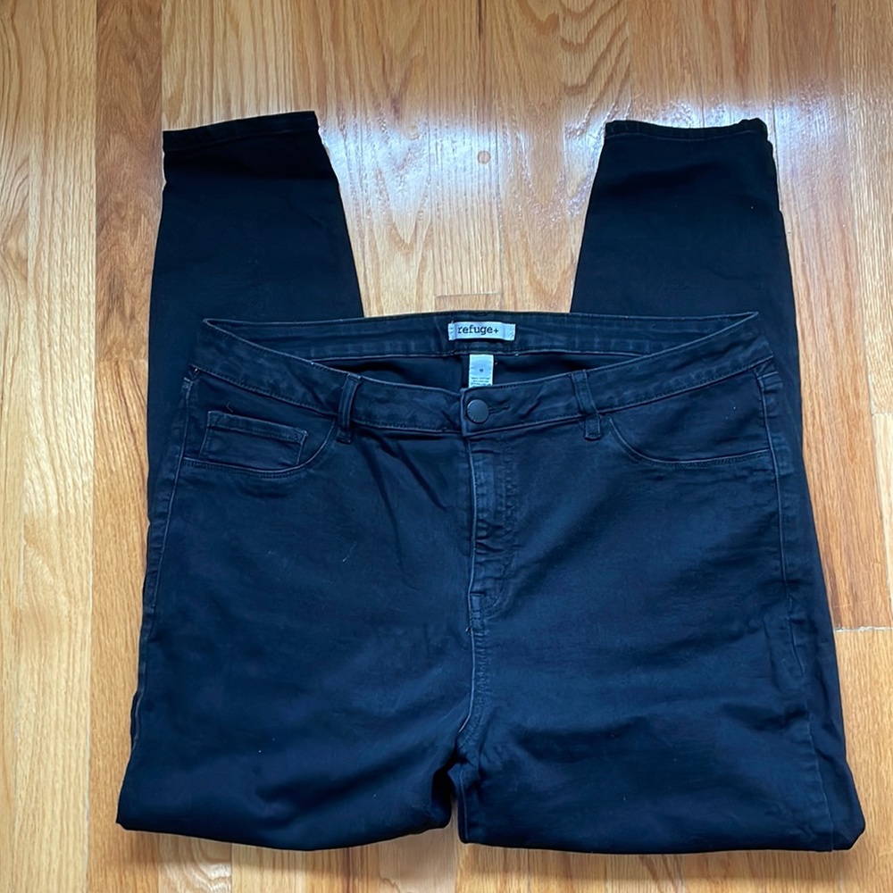 Refuge+ Black Stretch Jeans